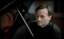 Pianist Steven Hough